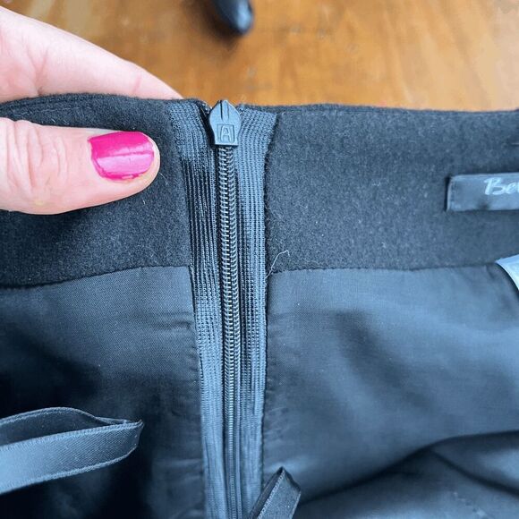 Betty Barclay Black Wool Pencil Skirt with Ring Belt, Size 6-8 - Picture 8 of 10